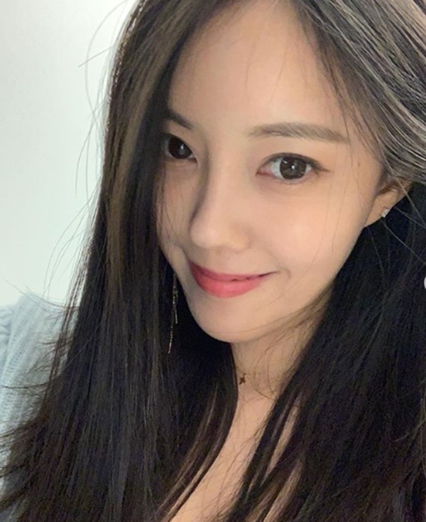 걸그룹 출신 가수 효민. 인스타그램