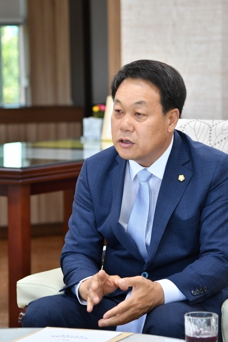 ▲ 조용춘 시의장