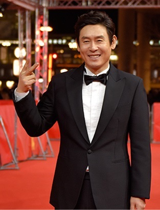 영화 '우상'으로 베를린 영화제에 참석한 배우 설경구. CGV아트하우스
