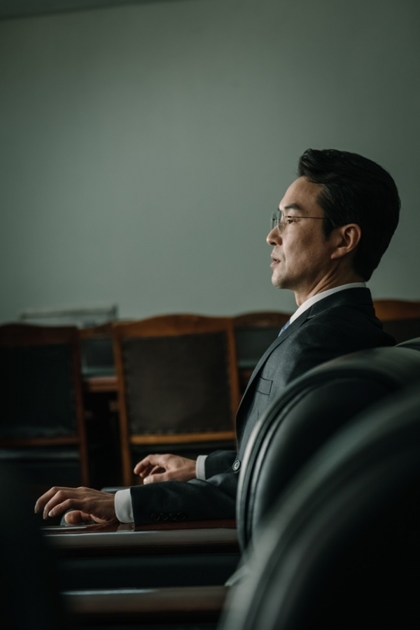 영화 '우상' 스틸의 배우 한석규. CGV아트하우스