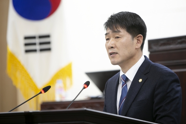 ▲ 사진_190226_제180회 임시회 폐회(시정질문_배정수)
