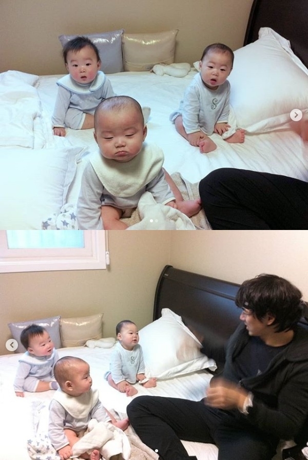 배우 송일국이 삼둥이 대한 민국 만세의 과거 사진을 공개했다. 송일국 인스타그램