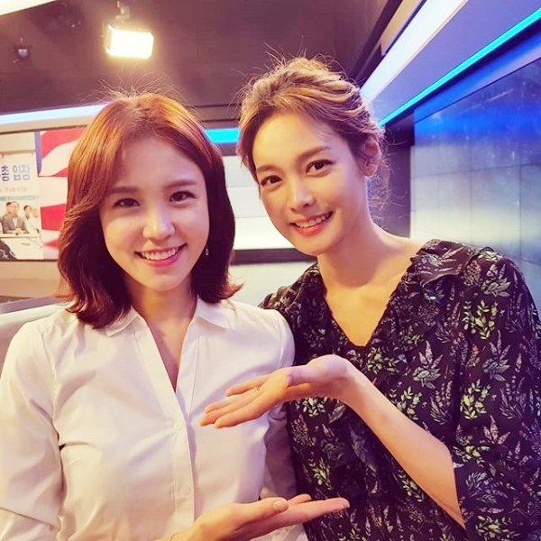장예원(왼쪽) 아나운서와 안현모. 안현모 인스타그램