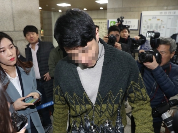 구속 전 피의자 심문(영장실질심사)을 받기 위해 법원에 출석한 버닝썬 이문호 대표. 연합뉴스
