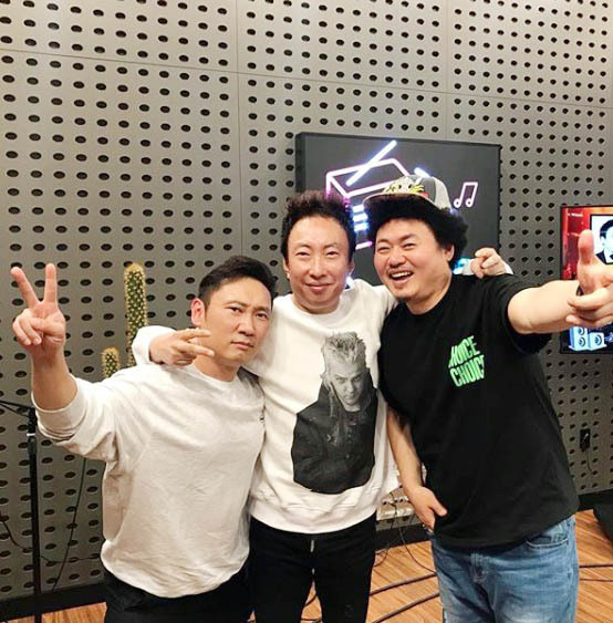 왼쪽부터 개그맨 이승윤 박명수 윤택. '박명수의 라디오쇼' 공식 인스타그램