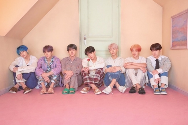 방탄소년단. 빅히트엔터테인먼트