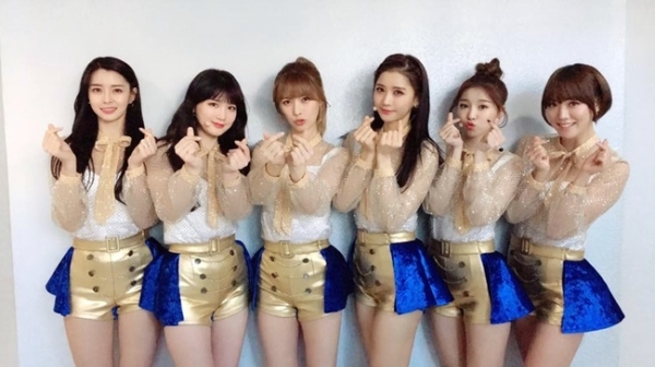 걸그룹 헬로비너스. 판타지오