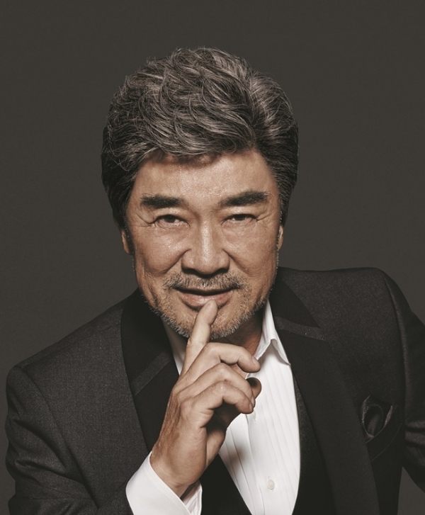 배우 이덕화. 디에이와이엔터테인먼트