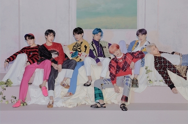 방탄소년단. 빅히트엔터테인먼트
