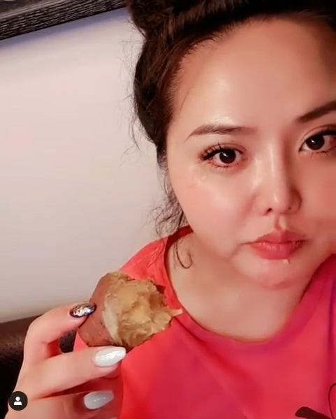 가수 홍진영의 언니 홍선영이 다이어트 근황을 전했다. 홍선영 인스타그램