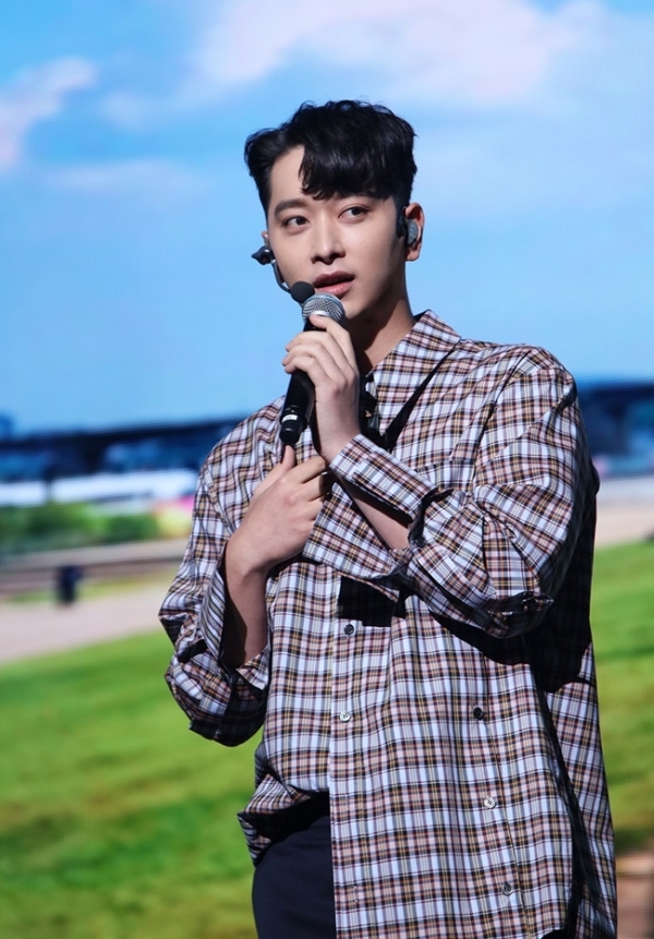 2PM 찬성의 군 입대 전 단독 팬미팅 현장. JYP엔터테인먼트