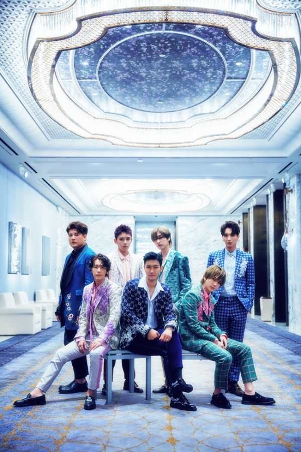 그룹 슈퍼주니어. Label SJ