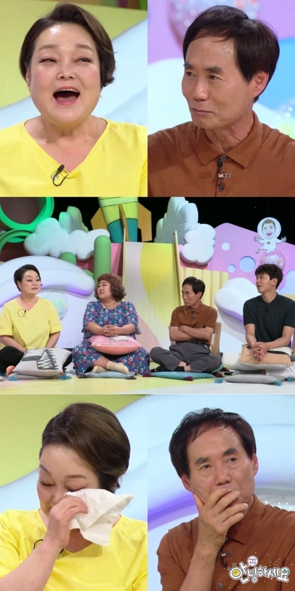 '안녕하세요' 고민해결사로 변신한 빅마마 이혜정과 국민 아버지 김언중이 유쾌한 웃음과 따뜻한 공감을 선사한다. KBS 2TV