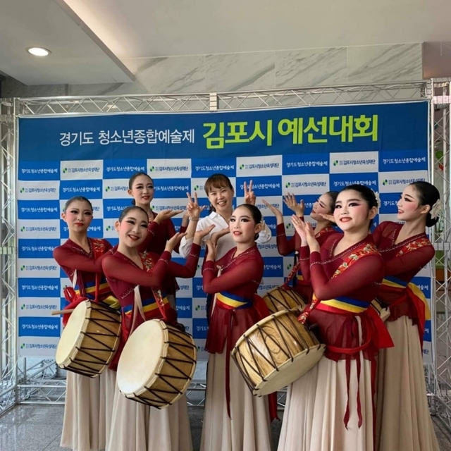 ▲ 군무부문 취우수상을 차지한 중등 진도북놀이팀