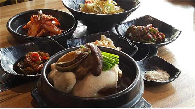 ▲ 능이삼계탕