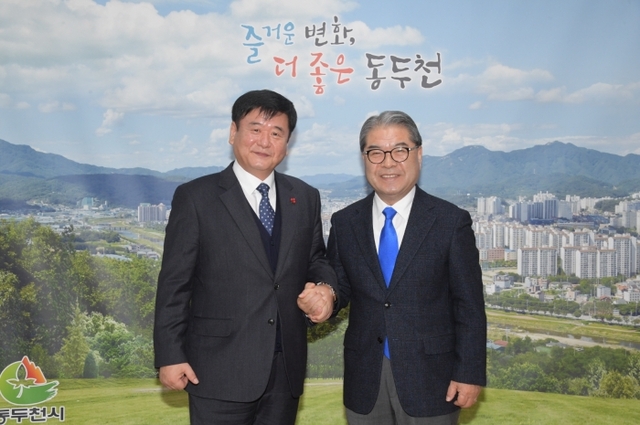 ▲ 19-1. 현충탑부지 28년 만에 동두천시로