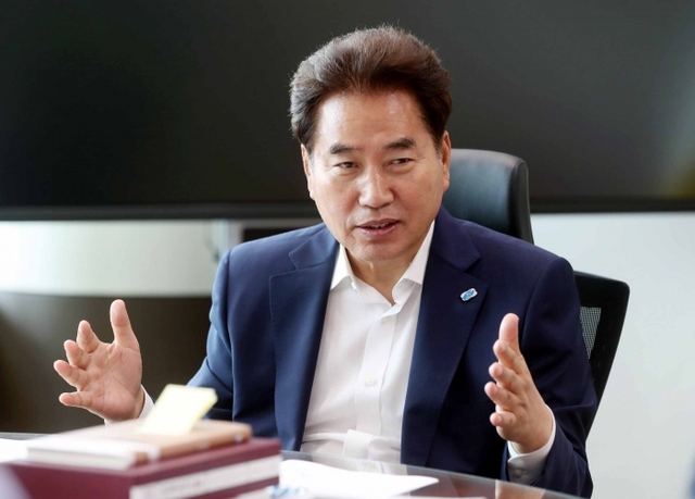 ▲ 백군기 용인시장 인터뷰 사진 2