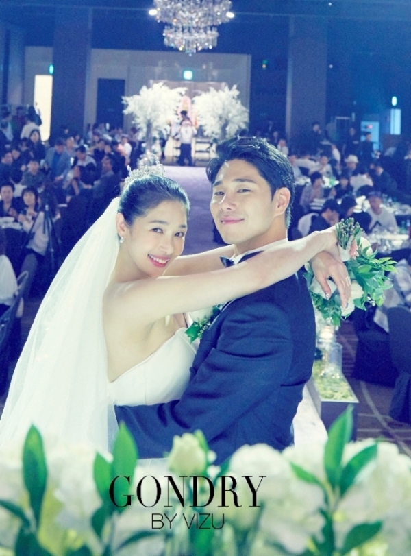 배우 선우선 이수민 결혼식 사진. 해피메리드컴퍼니