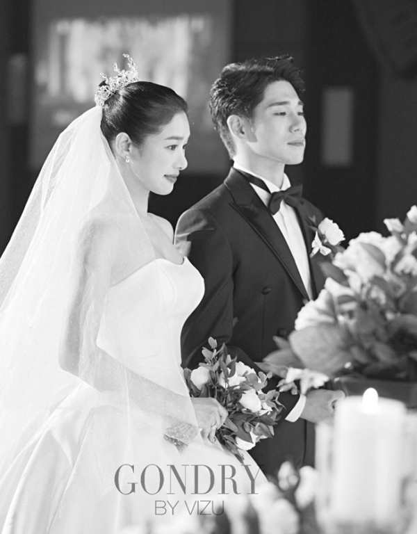 배우 선우선 이수민 결혼식 사진. 해피메리드컴퍼니