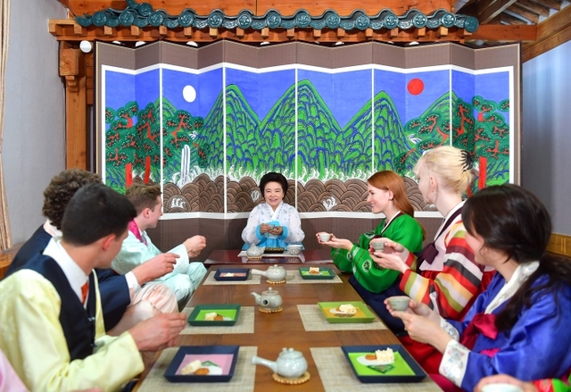 ▲ 하나님의교회 해외성도방문단 (3)