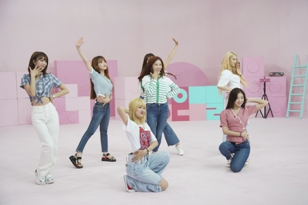 '아이돌룸'에 출연한 걸그룹 오마이걸. JTBC