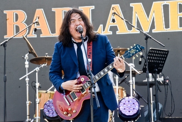 ‘인천 펜타포트 락 페스티벌 2019’가 개막된 9일 인천 송도달빛축제공원에서 밴드BADLAMB(배드램)이 멋진 공연을 펼치고 있다. 오는 11일까지 계속되는 이번 행사는 인천광역시 주최, 인천관광공사와 경기일보가 공동 주관했다. 특별취재반