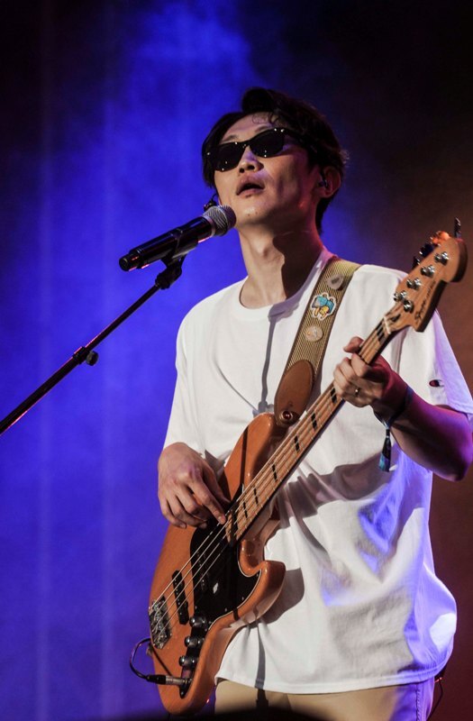 ‘인천 펜타포트 락 페스티벌 2019’ 이틀째인 10일 인천 송도달빛축제공원에서 브로콜리너마저가 멋진 공연을 펼치고 있다. 인천광역시 주최, 인천관광공사와 경기일보가 공동주관한 이번 행사는 11일까지 계속된다. 특별취재
