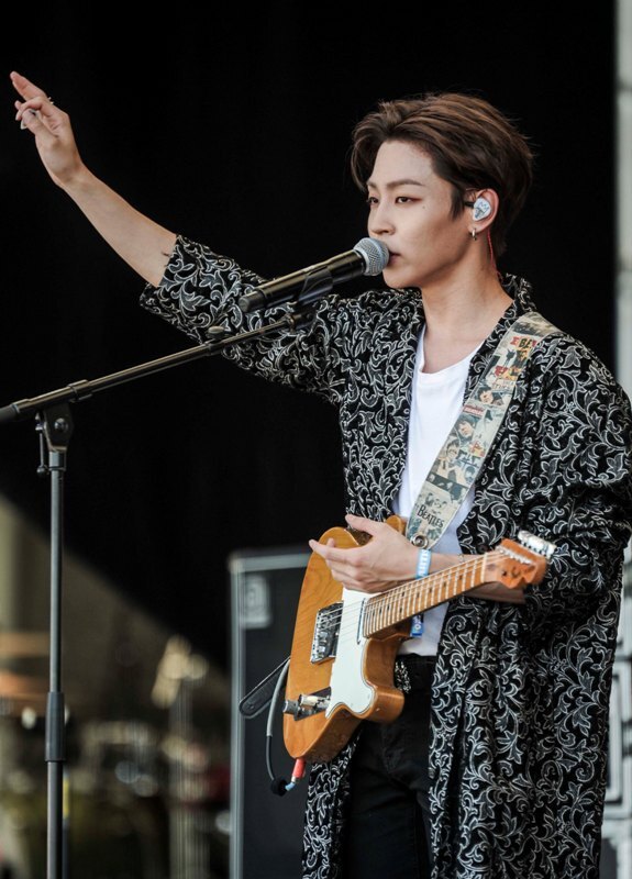 ‘인천 펜타포트 락 페스티벌 2019’ 마지막 날인 11일 인천 송도달빛축제공원에서 THE ROSE 가 멋진 공연을 펼치고 있다. 이번 행사는 인천광역시 주최, 인천관광공사와 경기일보가 공동주관했다. 특별취재반
