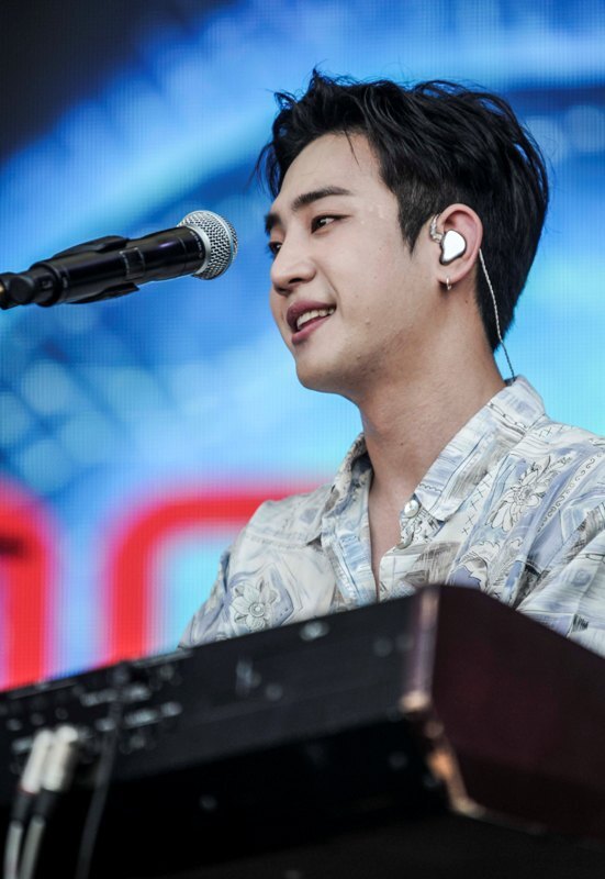 ‘인천 펜타포트 락 페스티벌 2019’ 마지막 날인 11일 인천 송도달빛축제공원에서 THE ROSE 가 멋진 공연을 펼치고 있다. 이번 행사는 인천광역시 주최, 인천관광공사와 경기일보가 공동주관했다. 특별취재반