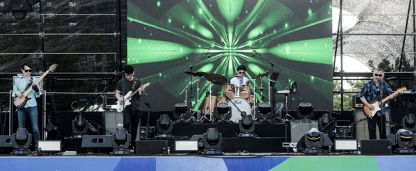 ‘인천 펜타포트 락 페스티벌 2019’ 마지막 날인 11일 인천 송도달빛축제공원에서 정유천블루스가 멋진 공연을 펼치고 있다. 이번 행사는 인천광역시 주최, 인천관광공사와 경기일보가 공동주관했다. 특별취재반