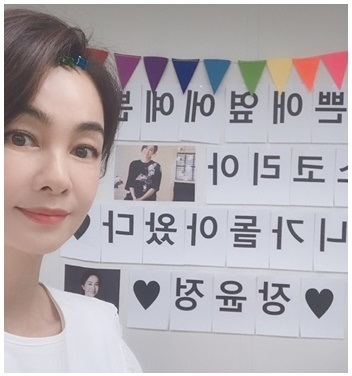 미스코리아 장윤정이 20년만에 '비디오스타'를 통해 첫 예능에 도전했다. 루트비컴퍼니