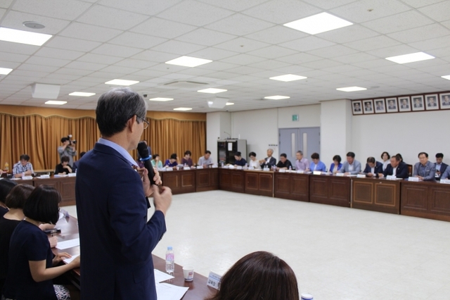 ▲ 190813_보도자료 사진3(동두천양주교육지원청 지역교육 발전을 위한 학교장 간담회 실시)