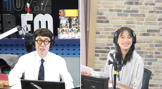 '김영철의 파워FM' DJ 김영철과 주시은 아나운서. SBS 보이는 라디오