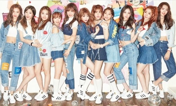 아이오아이. YMC엔터테인먼트