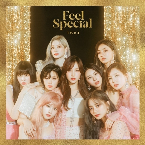 트와이스 신곡 '필 스페셜' 커버 이미지. JYP엔터테인먼트