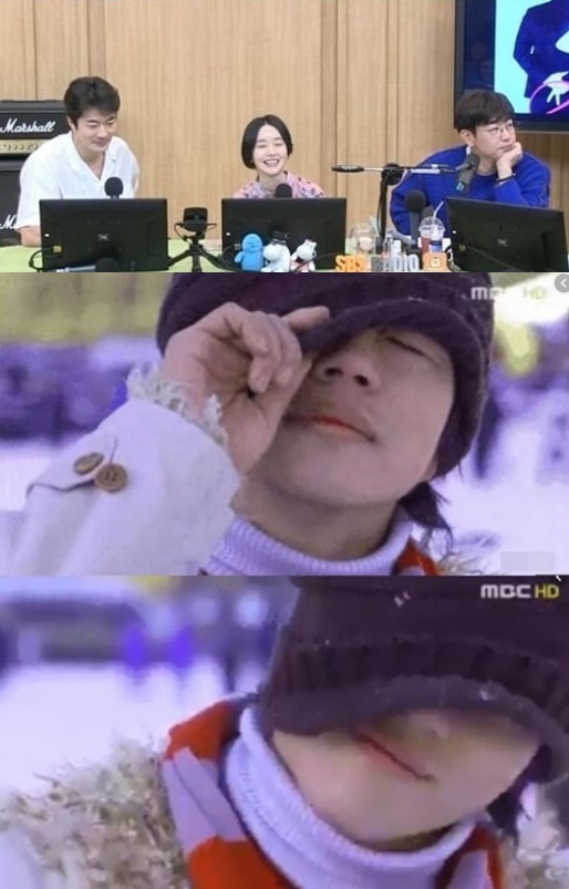 '두시탈출 컬투쇼'에 출연한 권상우와 온라인상에서 화제를 모은 '소라게짤'. SBS 보이는 라디오, 온라인 커뮤니티