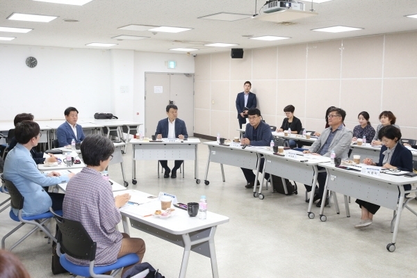 광명시평생학습원에서 ‘제2차 광명시평생교육협의회 회의’가 진행되고 있다. 광명시 제공