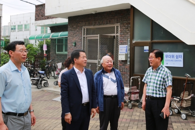 ▲ 190730_무더위쉼터 방문_정자2동경로당