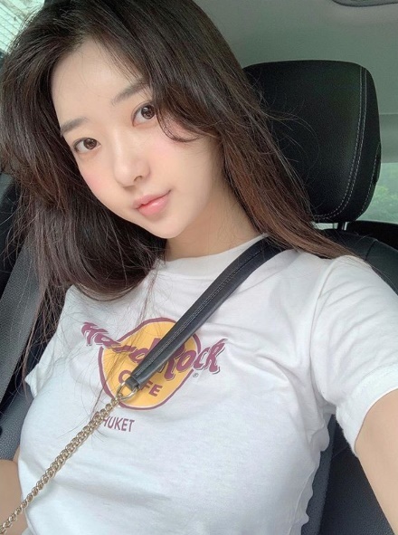 모델 신재은. 인스타그램