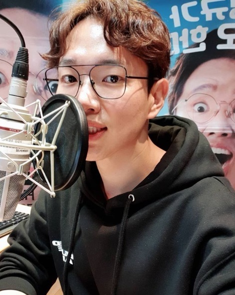 '굿모닝FM 장성규입니다'의 DJ 장성규. 인스타그램
