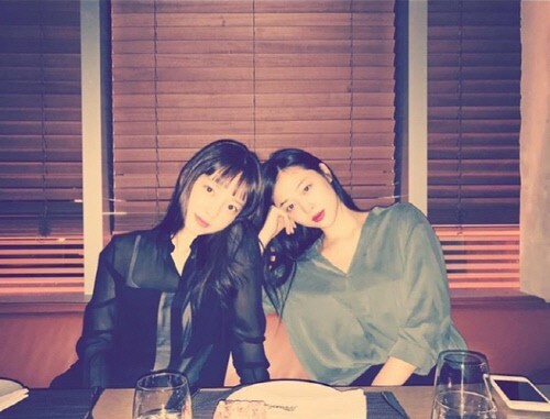 구하라가 생전 설리와 함께 찍은 사진들을 공개했다. 구하라 인스타그램