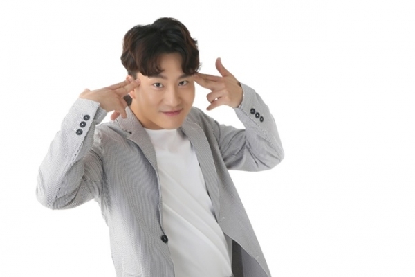 개그맨 신윤승. 윤소그룹