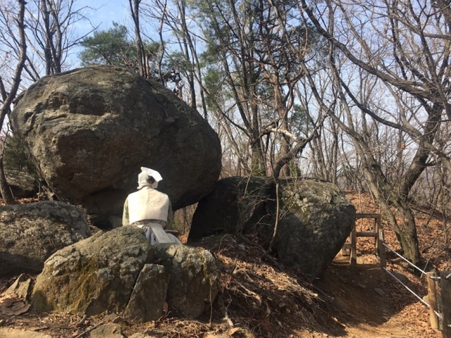 ▲ 광주시, 수능 대박 기원하며 ‘한양삼십리누리길’ 걸어요(합격바위사진)
