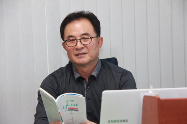 ▲ 이오장 시인