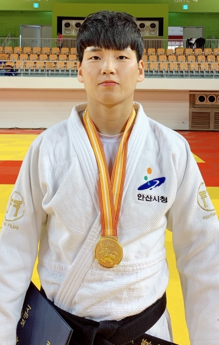 ▲ 여자 78㎏급 2연패 윤현지.