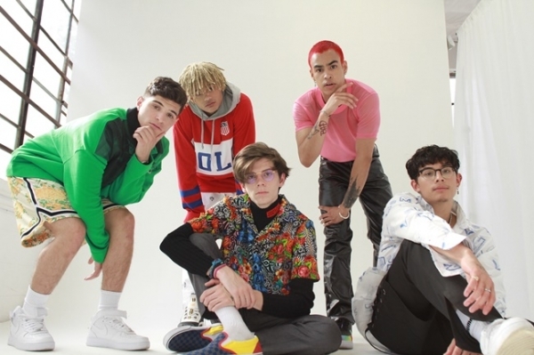 미국 인기 보이 그룹 프리티머치(PRETTYMUCH).