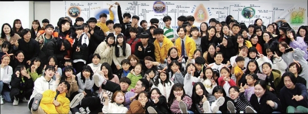 ▲ 11월 16일 의정부 몽실학교에서 열린 10세기 축제 단체 사진.