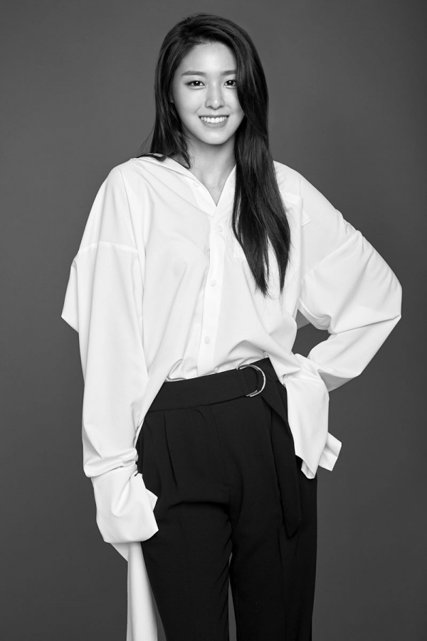 AOA 설현. FNC엔터테인먼트
