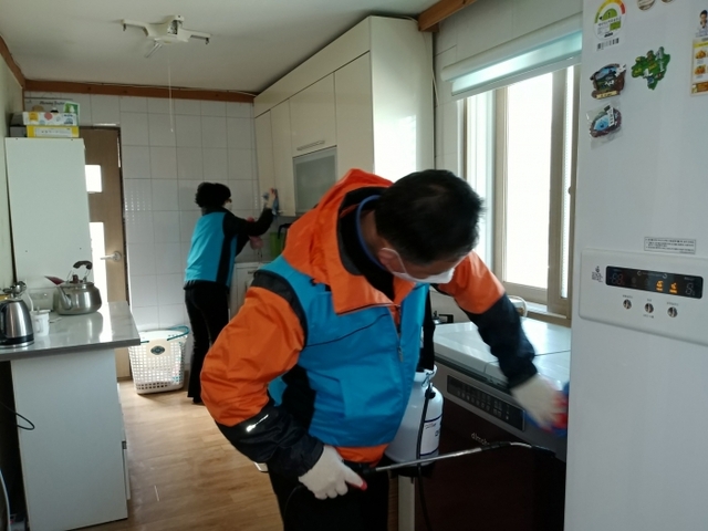 ▲ 취약계층 방역봉사(2)