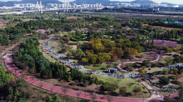 수도권매립지관리공사가 8일 개방하는 야생화단지 전경. 수도권매립지관리공사 제공